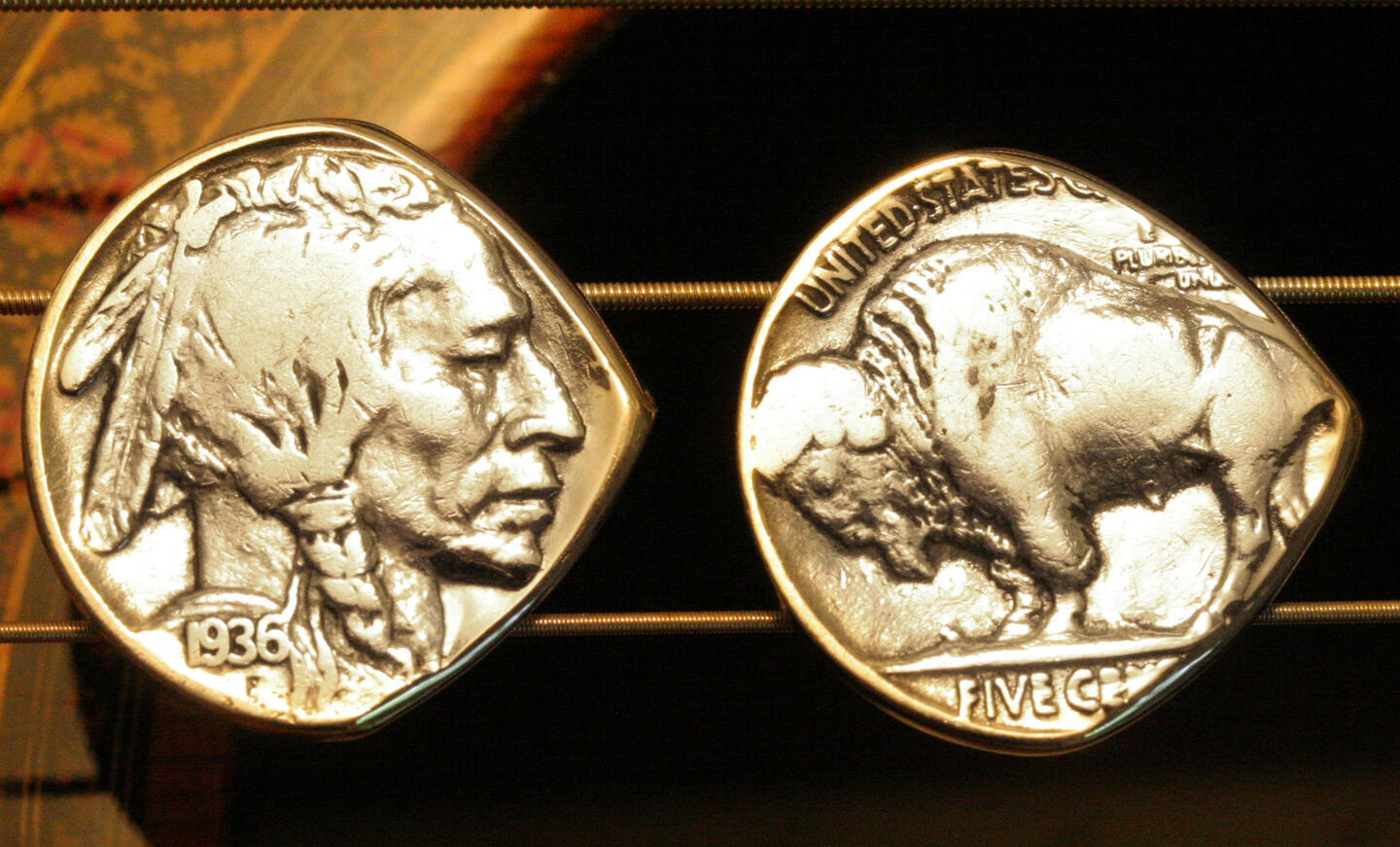 coin guitar pick
