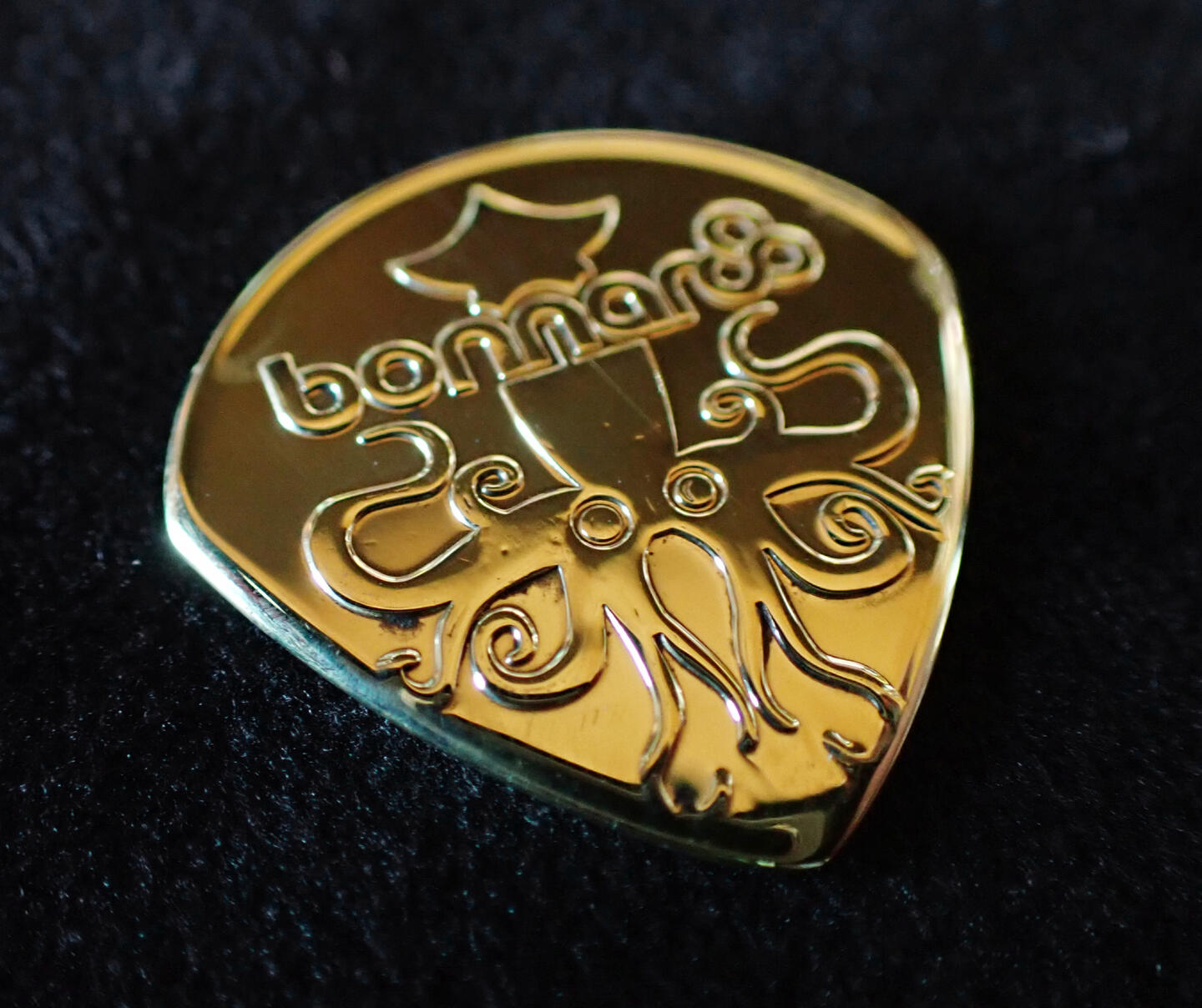 folk art acoustic electric resonator guitar cigar box guitar